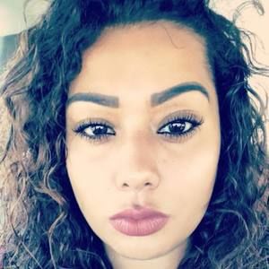 Meet your Posher, Celia